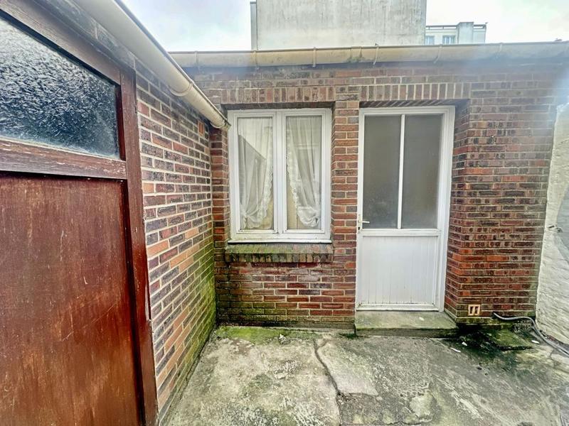 Studio - 24 m² - 1 pièce