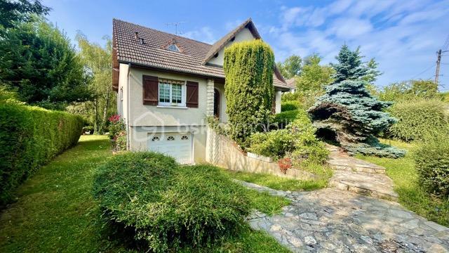 Maison traditionnelle - 112 m² - 5 pièces