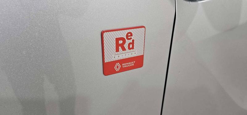 Renault Trafic Fourgon L1h1 Blue Dci 170 Auto Red Edition Exclusive