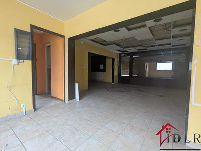 Maison - 200 m² - 9 pièces