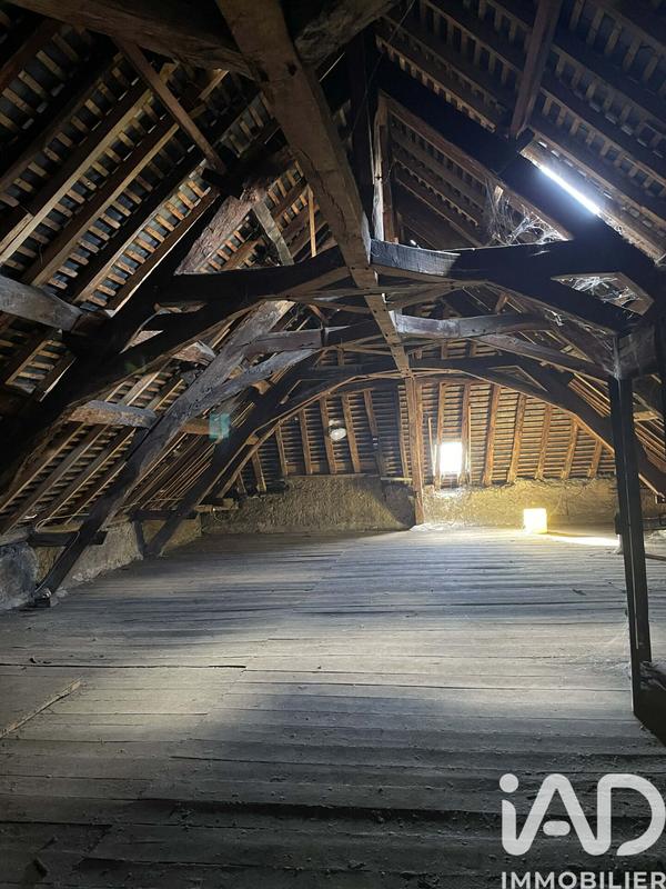 Maison - 182 m² - 10 pièces