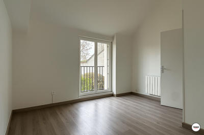 Immeuble - 9 pièces