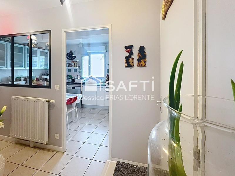 Maison - 86 m² - 4 pièces
