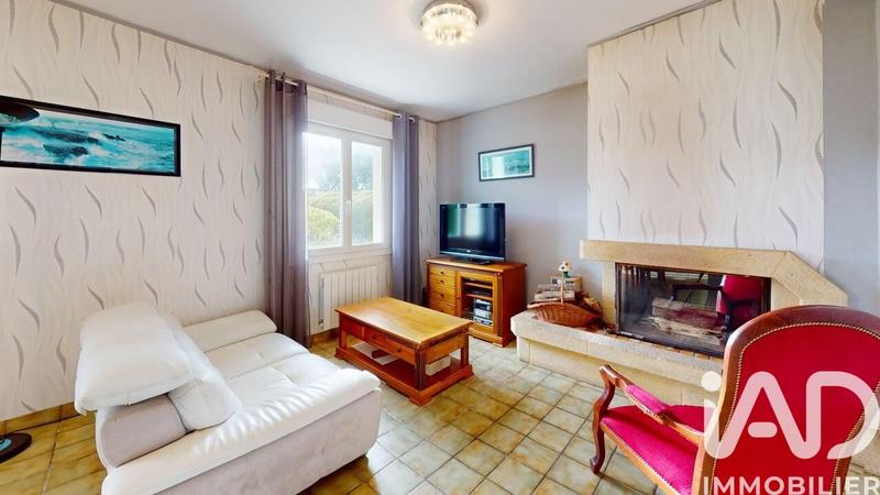 Maison - 90 m² - 5 pièces