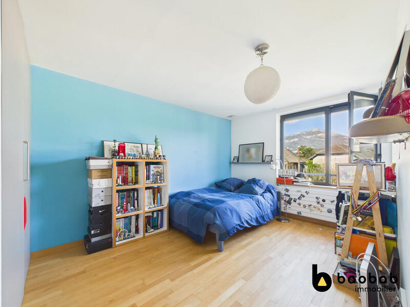 Villa - 200 m² - 7 pièces