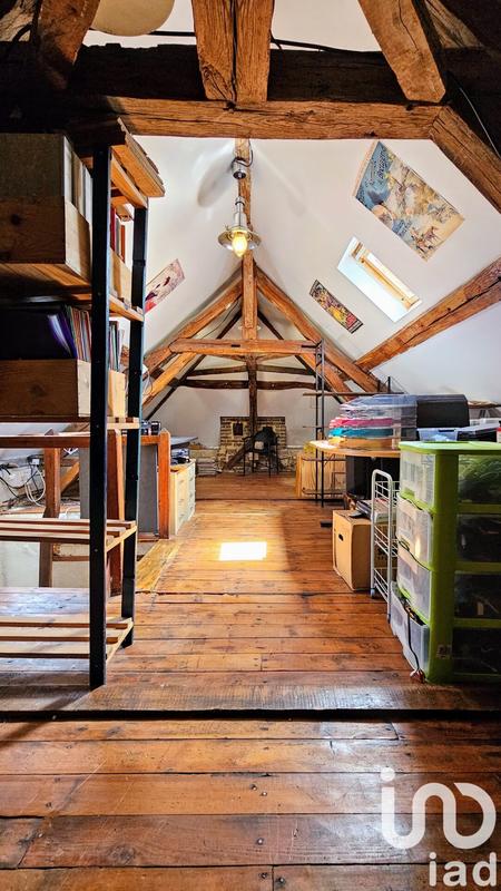 Maison - 182 m² - 8 pièces