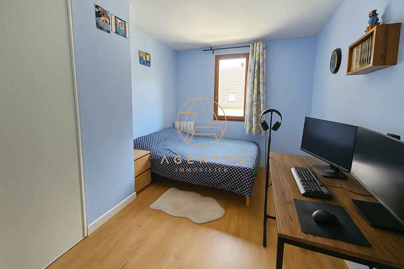 Maison - 80 m² - 4 pièces