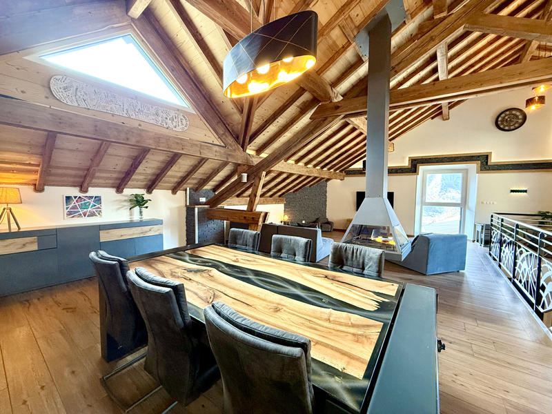 Maison - 185 m² - 5 pièces