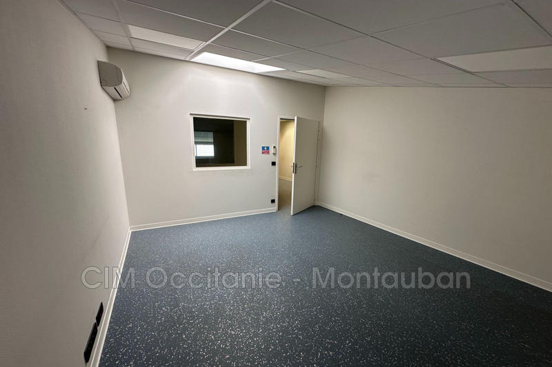Local commercial - 294 m²