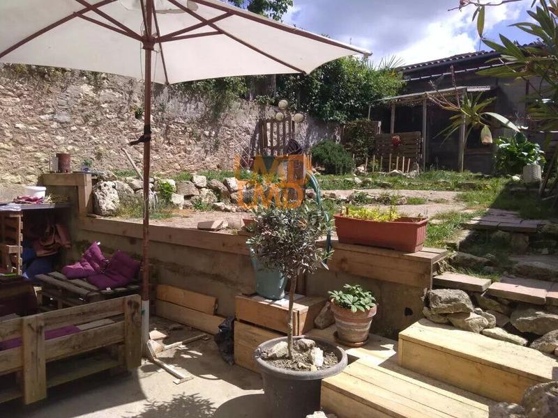 Maison - 95 m² - 4 pièces