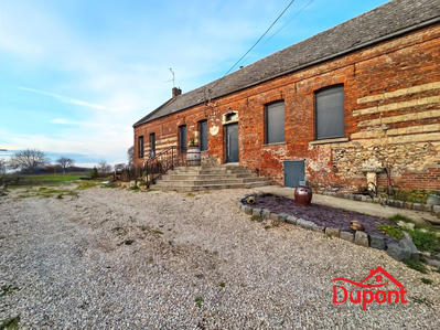 Maison - 249 m² - 8 pièces