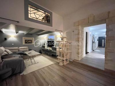 Maison en pierre - 228 m² - 8 pièces