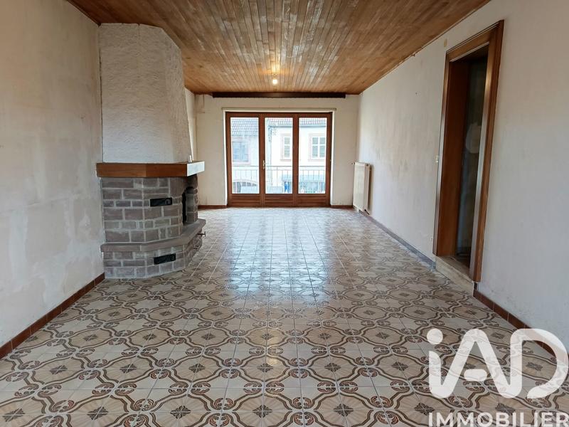 Maison - 201 m² - 7 pièces