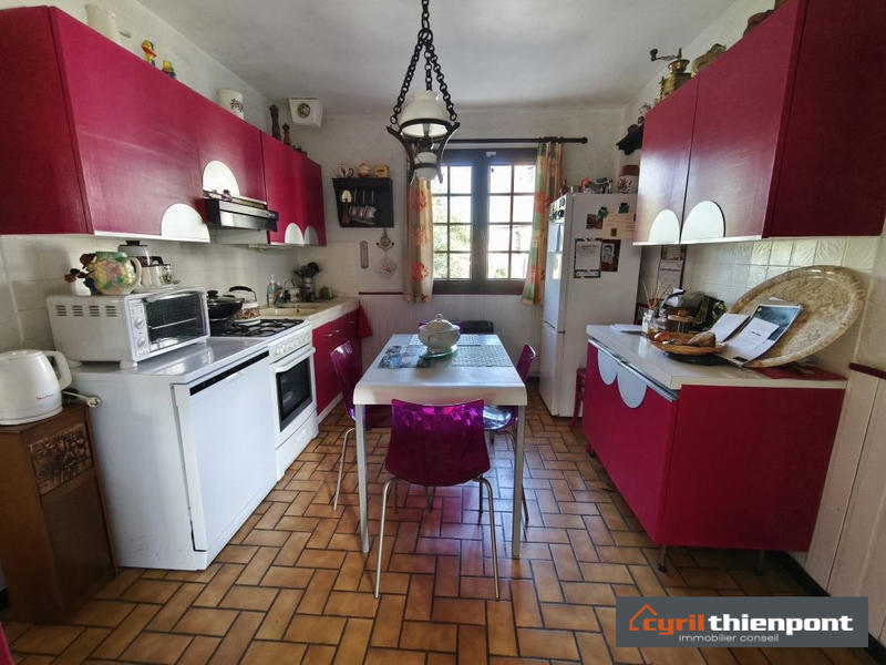 Pavillon - 130 m² - 6 pièces