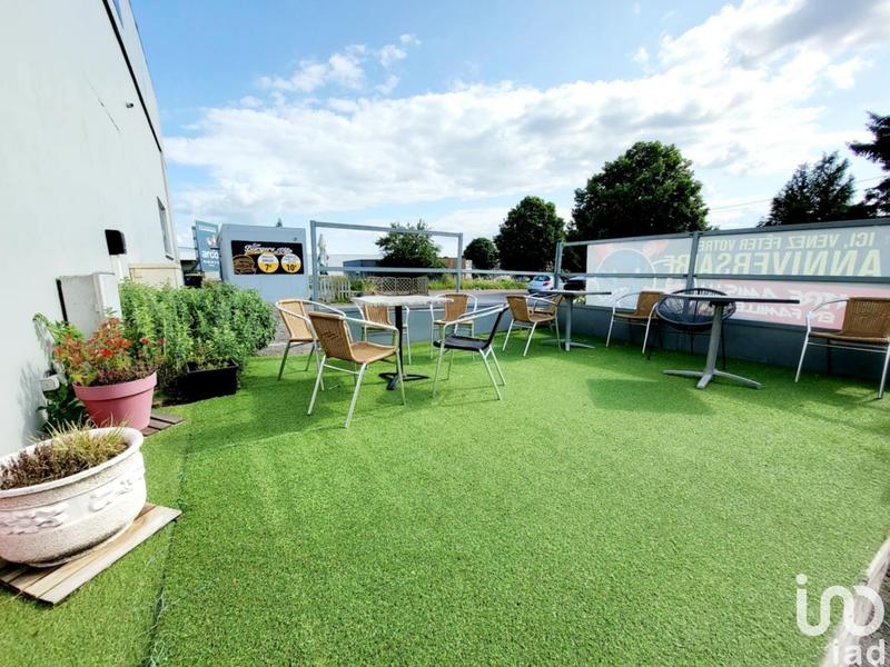 Local commercial - 1 200 m²