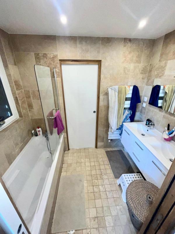 Pavillon - 144 m² - 4 pièces