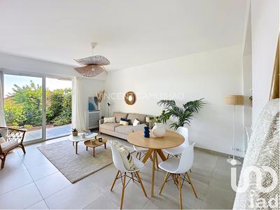 Appartement - 64 m² - 2 pièces