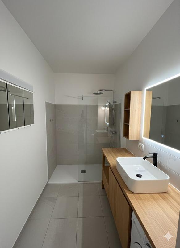 Appartement - 65 m² - 3 pièces