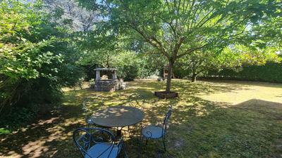 Maison - 210 m² - 6 pièces