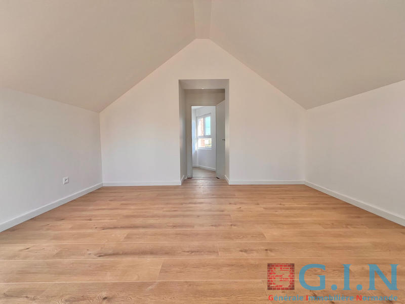 Maison - 82 m² - 4 pièces