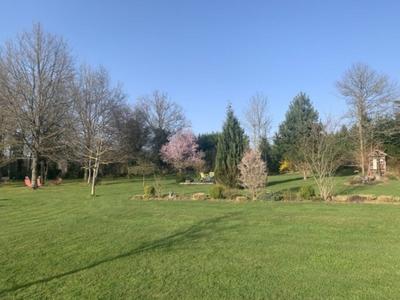 Propriété - 590 m² - 20 pièces