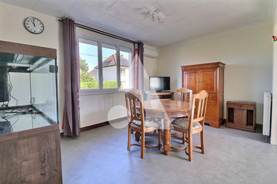 Maison - 80 m² - 4 pièces