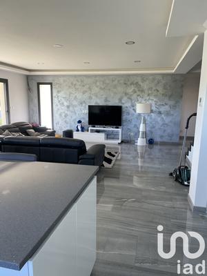 Maison - 153 m² - 5 pièces