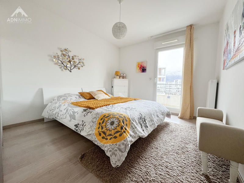 Appartement - 77 m² - 3 pièces