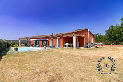 Maison - 184 m² - 7 pièces