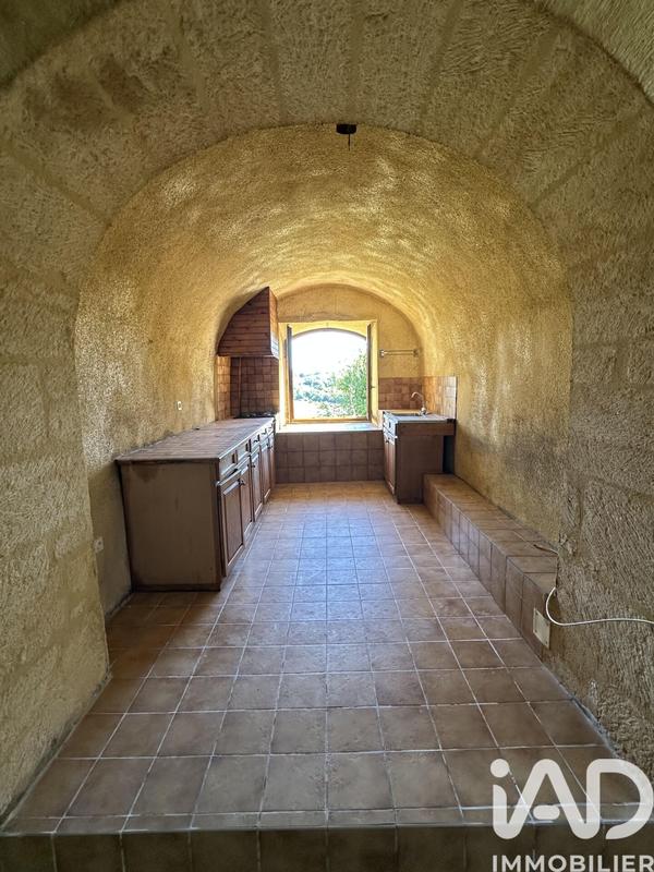 Maison - 300 m² - 15 pièces