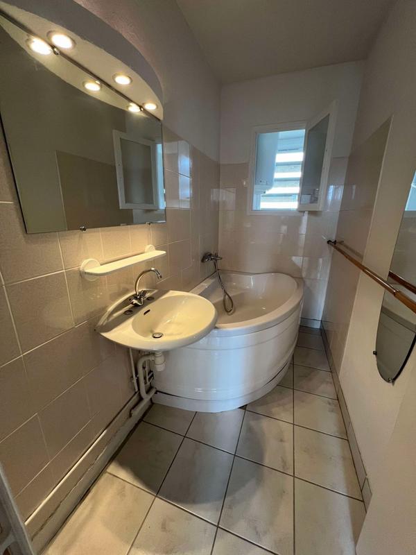 Appartement - 58 m² - 3 pièces