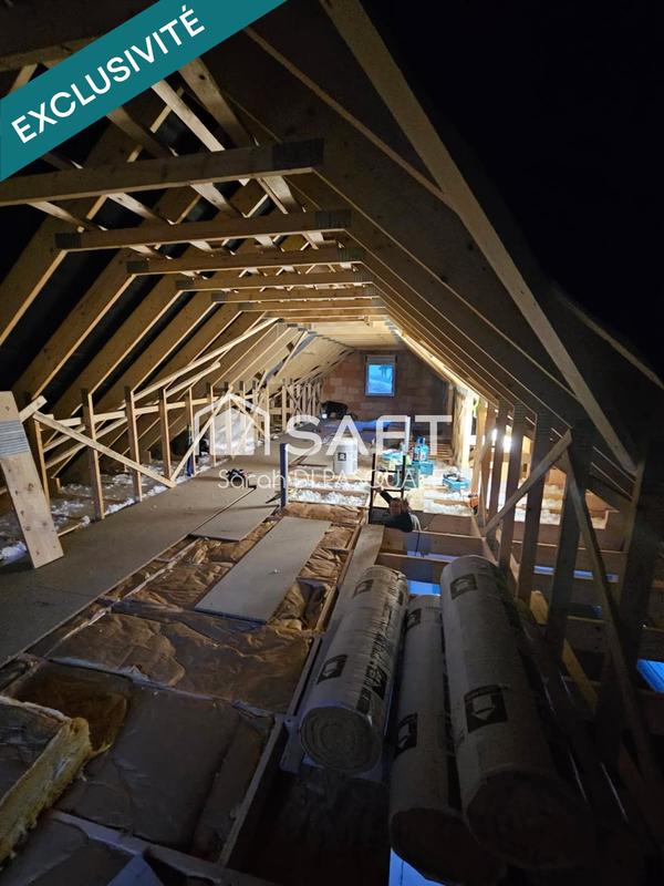 Maison - 95 m² - 3 pièces