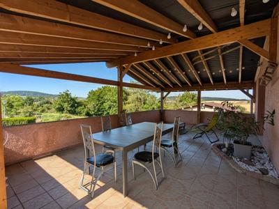 Maison - 152 m² - 6 pièces