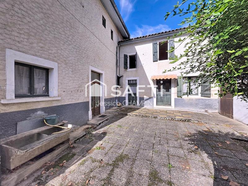 Maison - 186 m² - 8 pièces