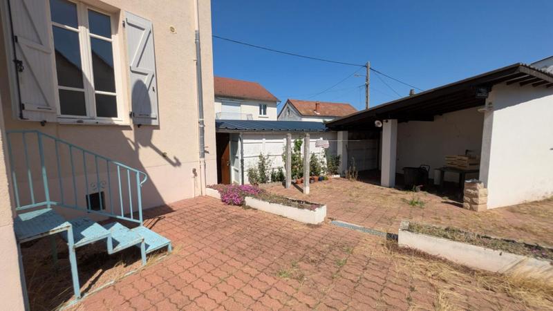 Maison - 176 m² - 7 pièces