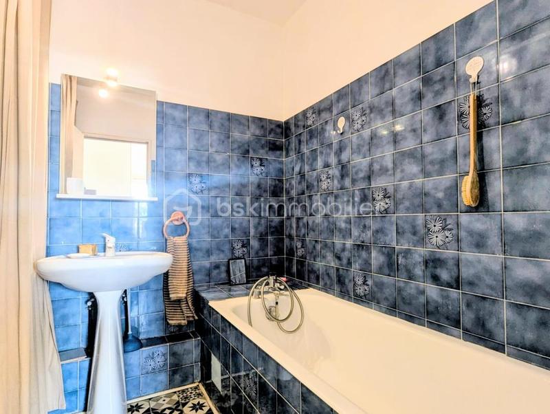 Appartement - 90 m² - 4 pièces