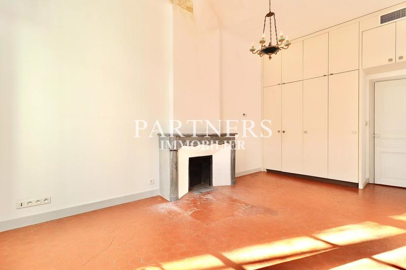 Appartement - 107 m² - 4 pièces