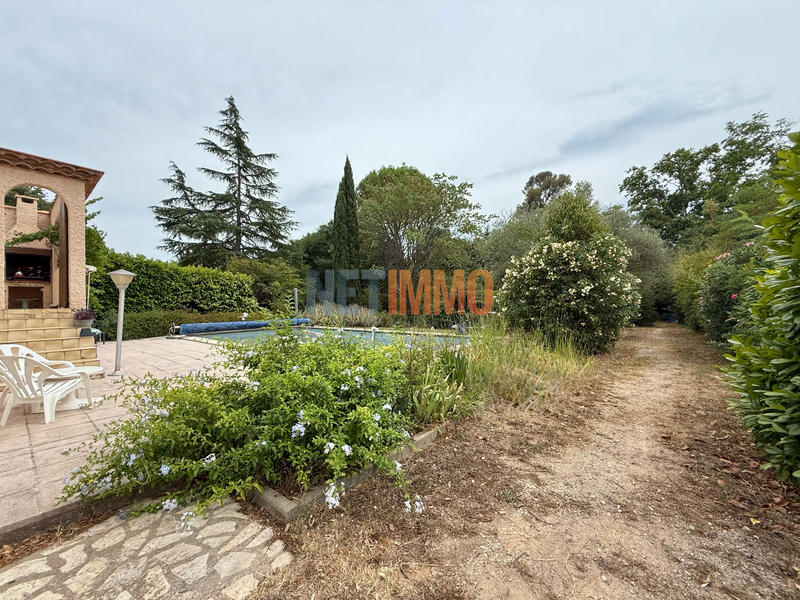 Maison - 190 m² - 9 pièces