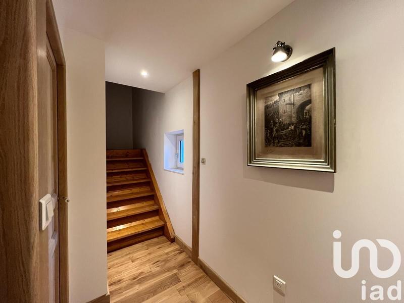 Maison - 350 m² - 6 pièces