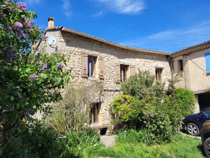 Maison - 170 m² - 9 pièces