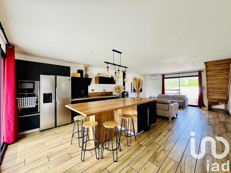 Maison - 101 m² - 4 pièces