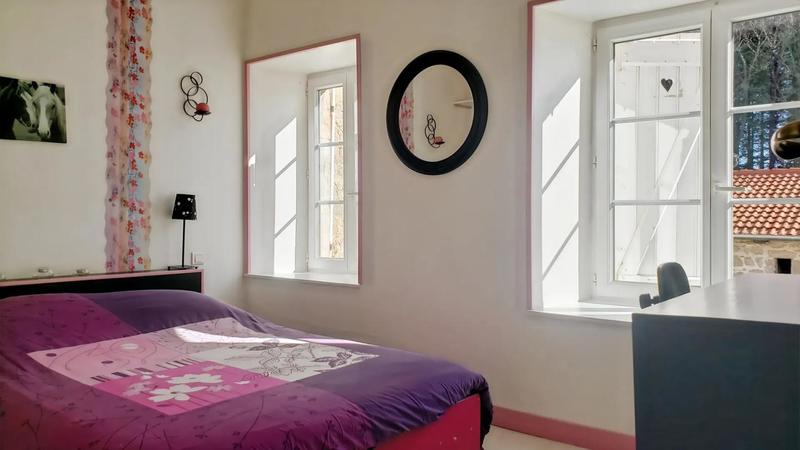 Maison - 180 m² - 6 pièces