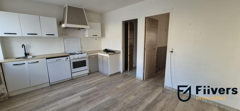 Maison - 180 m² - 7 pièces