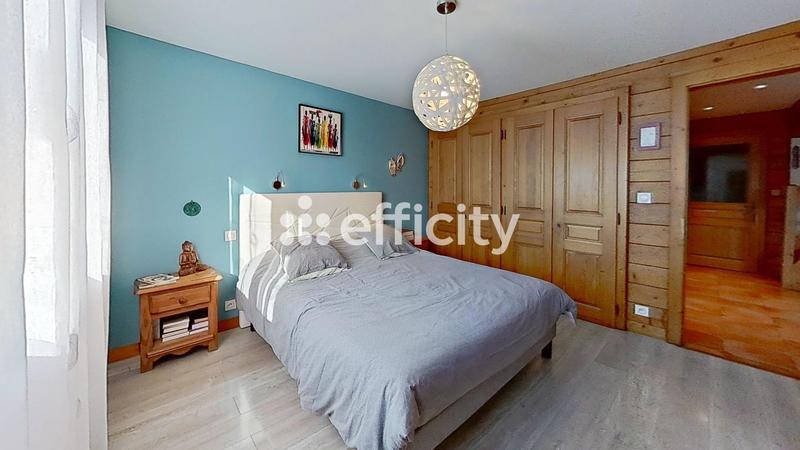 Maison - 198 m² - 5 pièces