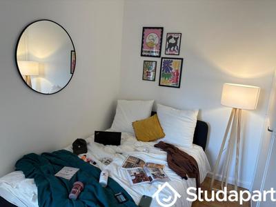 Chambre - 10 m² - 1 pièce