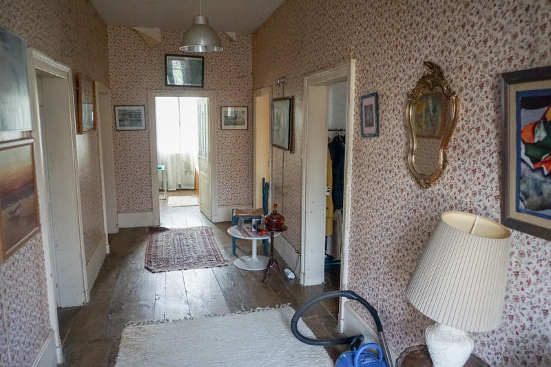 Maison - 330 m² - 9 pièces