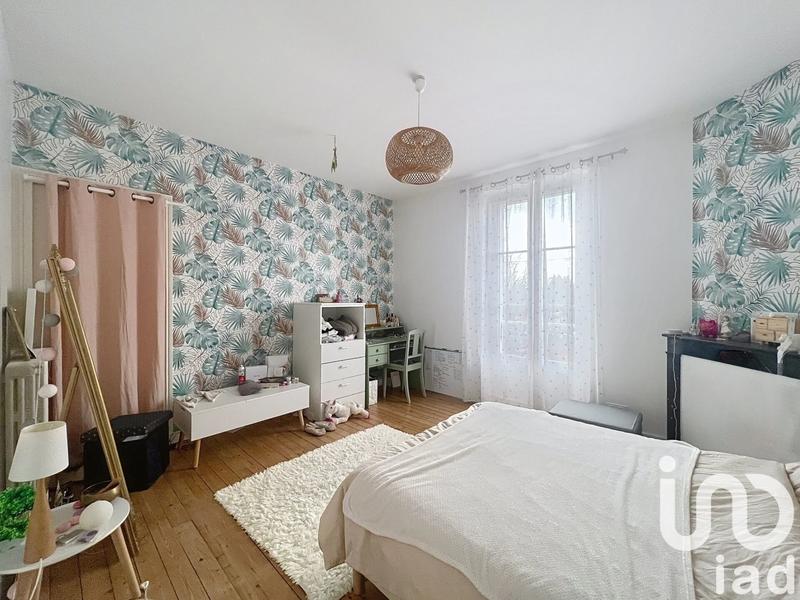 Maison - 180 m² - 7 pièces