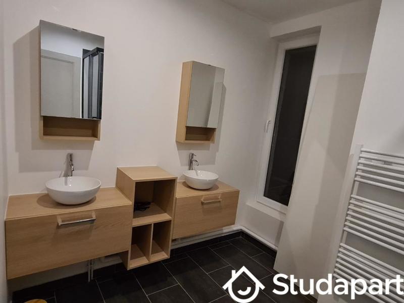 Chambre - 12 m² - 1 pièce