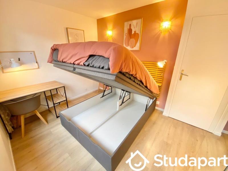 Chambre - 10 m² - 1 pièce