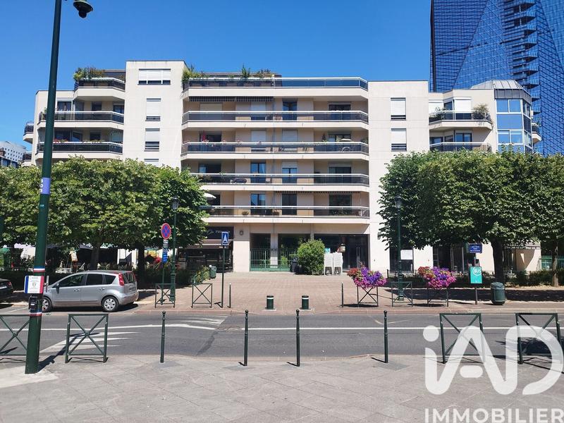 Appartement - 93 m² - 4 pièces